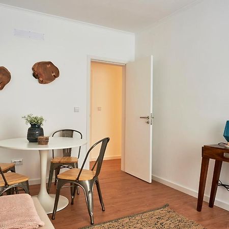Belem Light Filled Apt With Patio, By Timecooler Lisbon Bagian luar foto