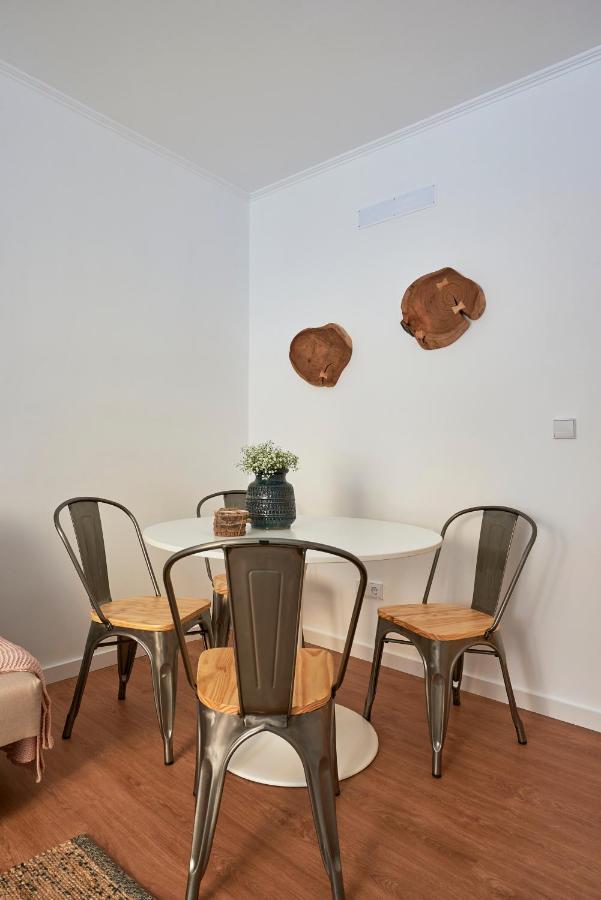 Belem Light Filled Apt With Patio, By Timecooler Lisbon Bagian luar foto