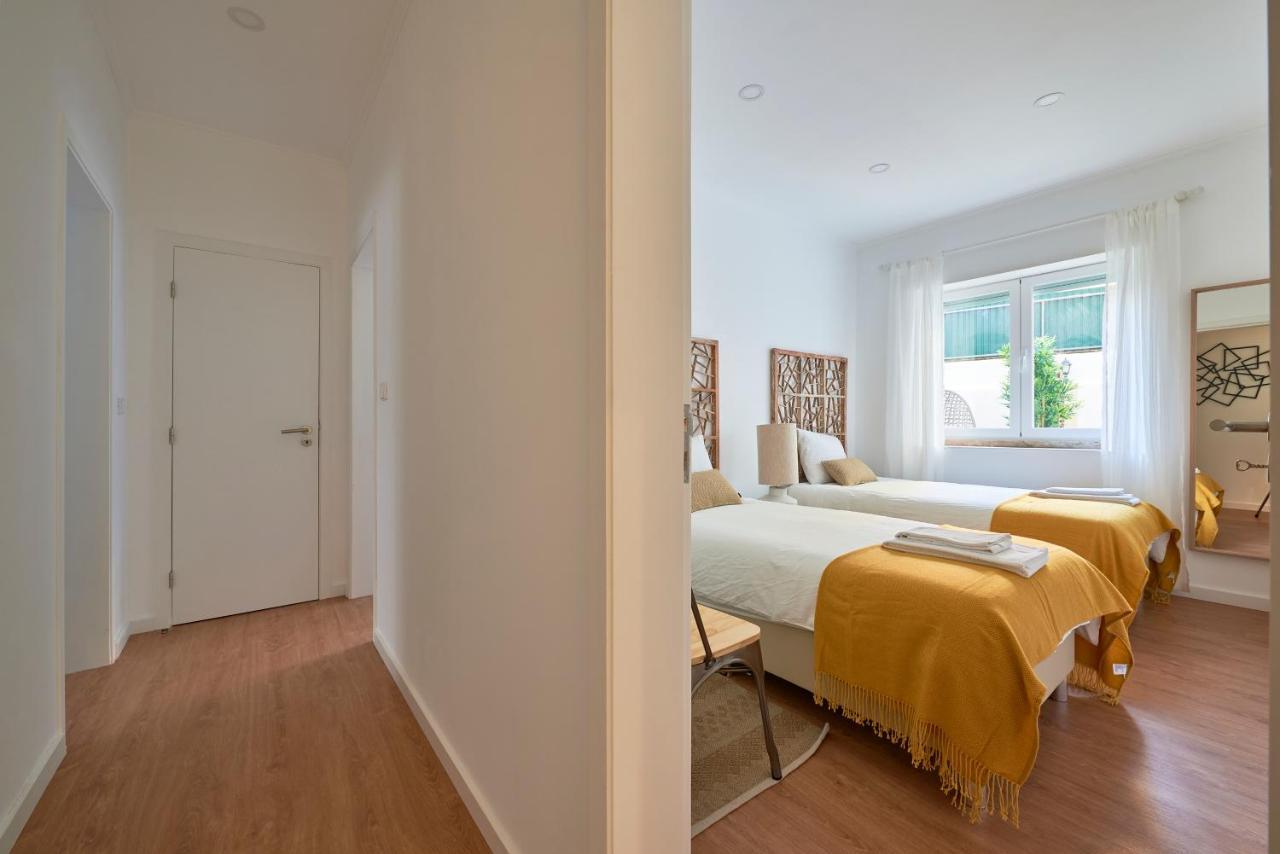 Belem Light Filled Apt With Patio, By Timecooler Lisbon Bagian luar foto