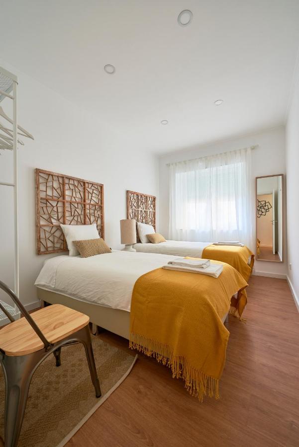 Belem Light Filled Apt With Patio, By Timecooler Lisbon Bagian luar foto