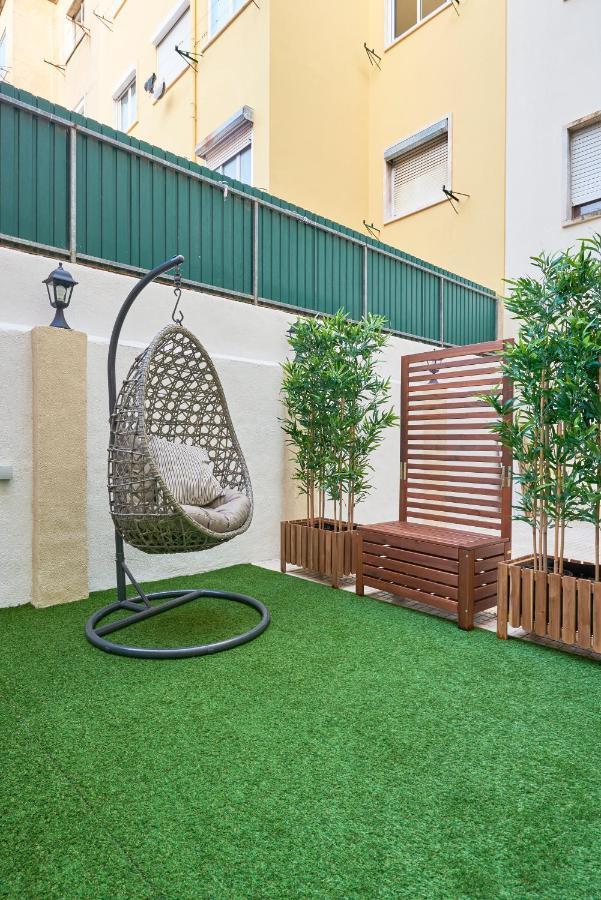 Belem Light Filled Apt With Patio, By Timecooler Lisbon Bagian luar foto