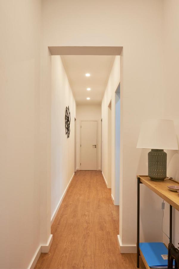 Belem Light Filled Apt With Patio, By Timecooler Lisbon Bagian luar foto